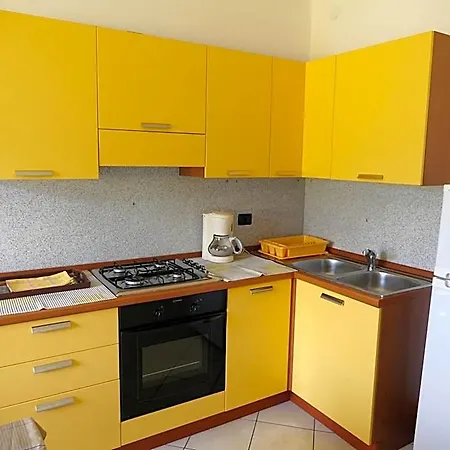 Leggeri 4*